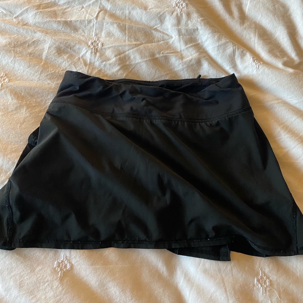 Excellent condition Lululemon Pace Setter size 2/XXS black ruffle tennis skirt